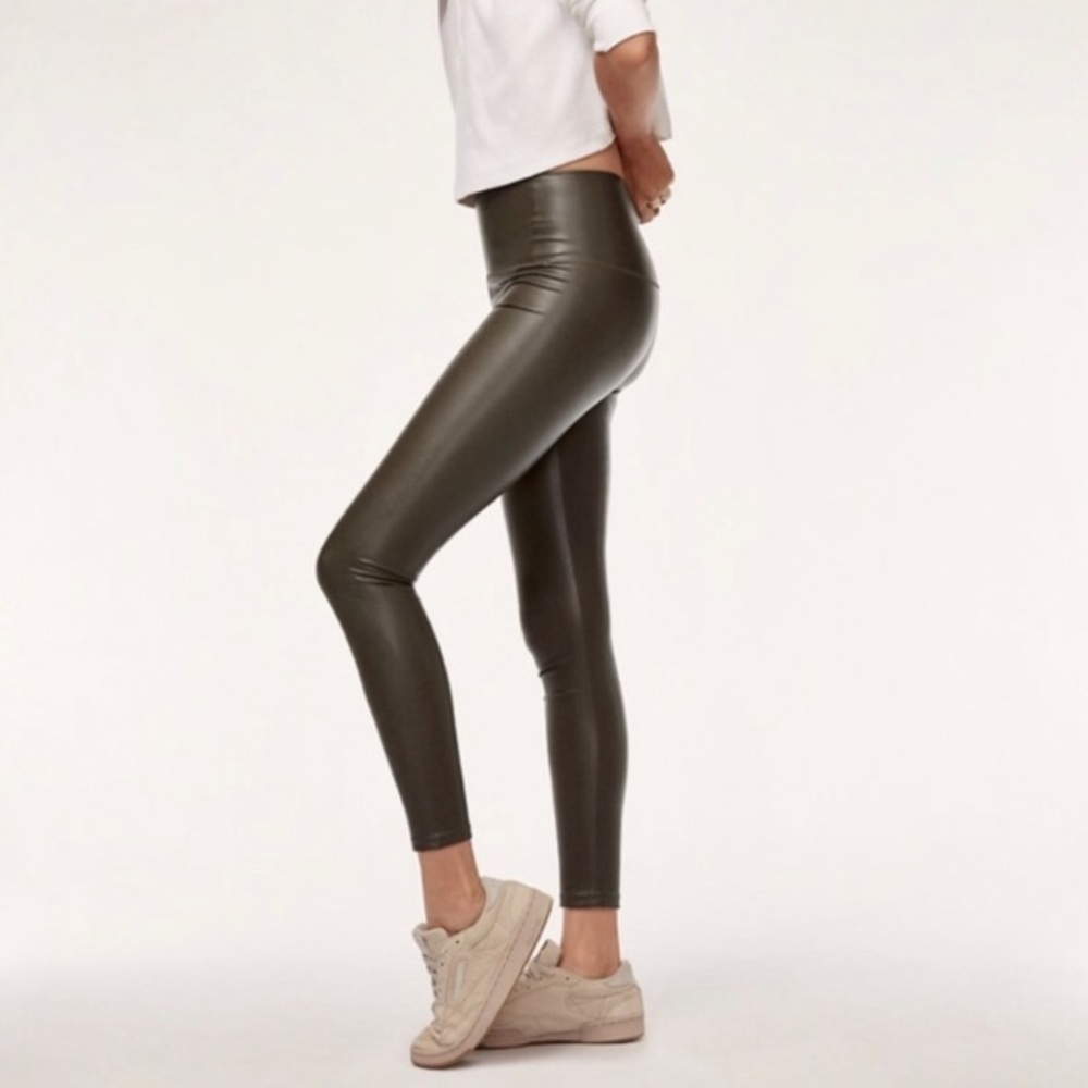Aritzia Wilfred Free Daria Pant Charcoal High Waisted Vegan Leather Legging